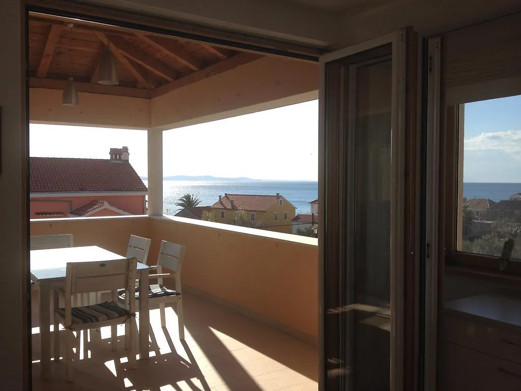 Apartment Mara Petrcane Croatia