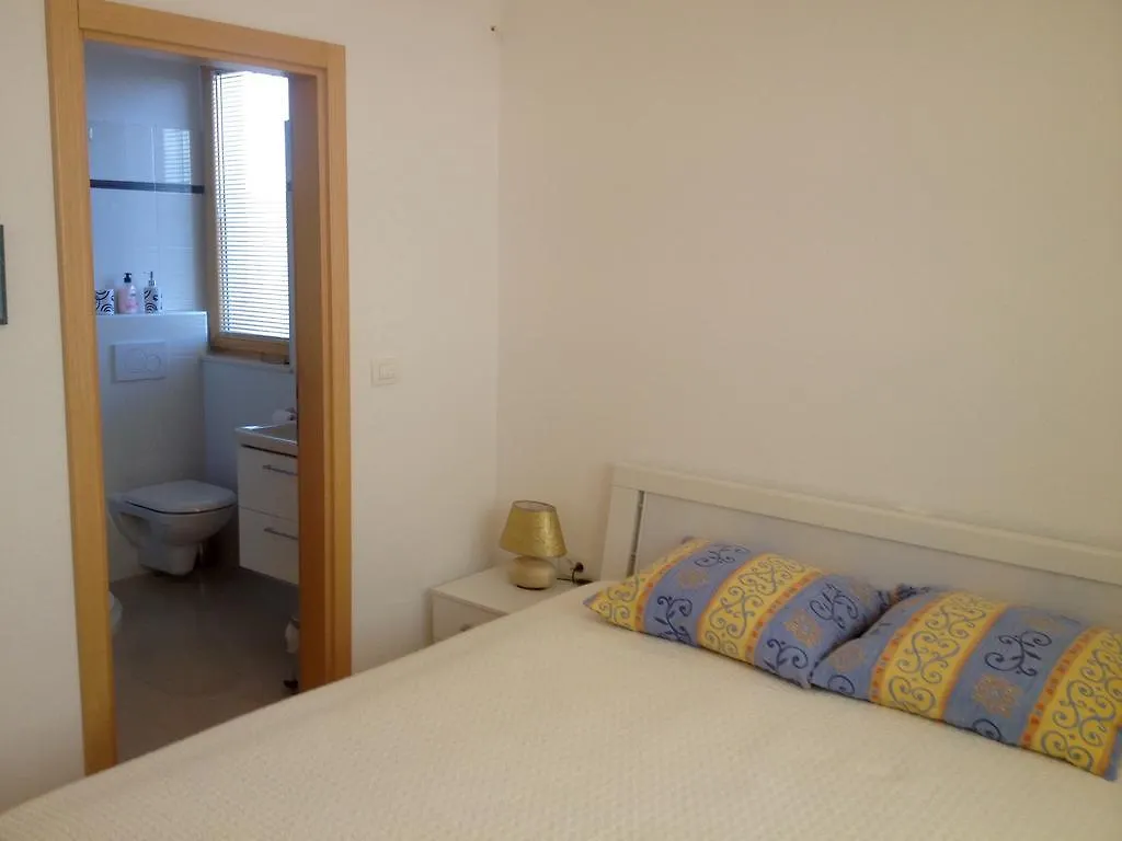 Apartment Mara Petrcane